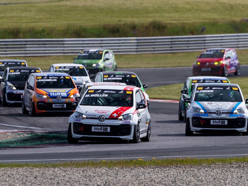 ADAC Tourenwagen Junior Cup geht in die 6. Saison